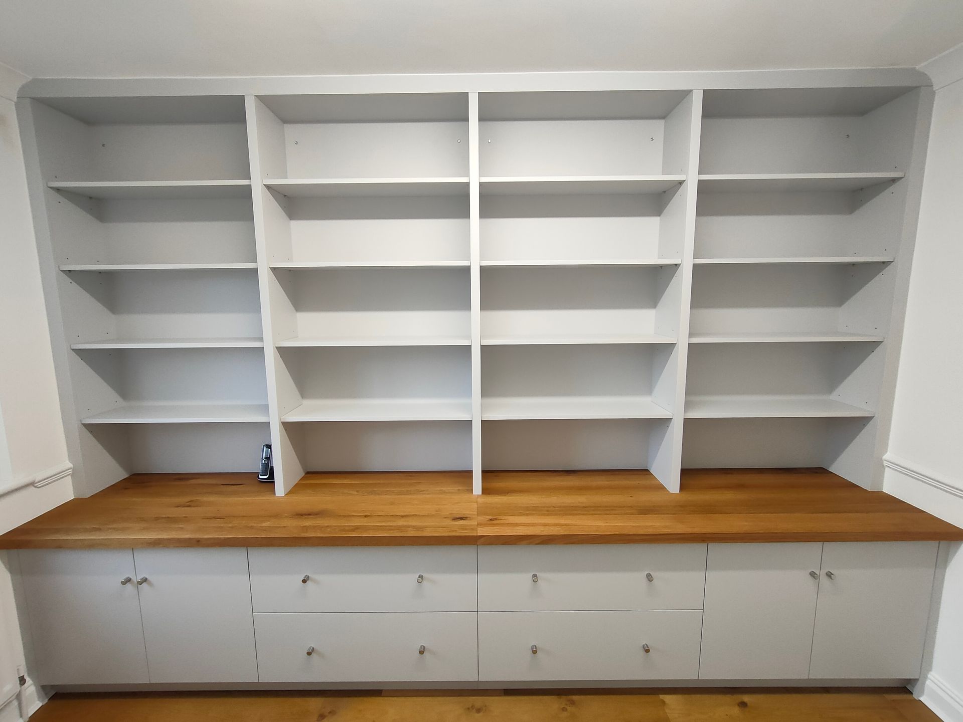 bespoke shelving