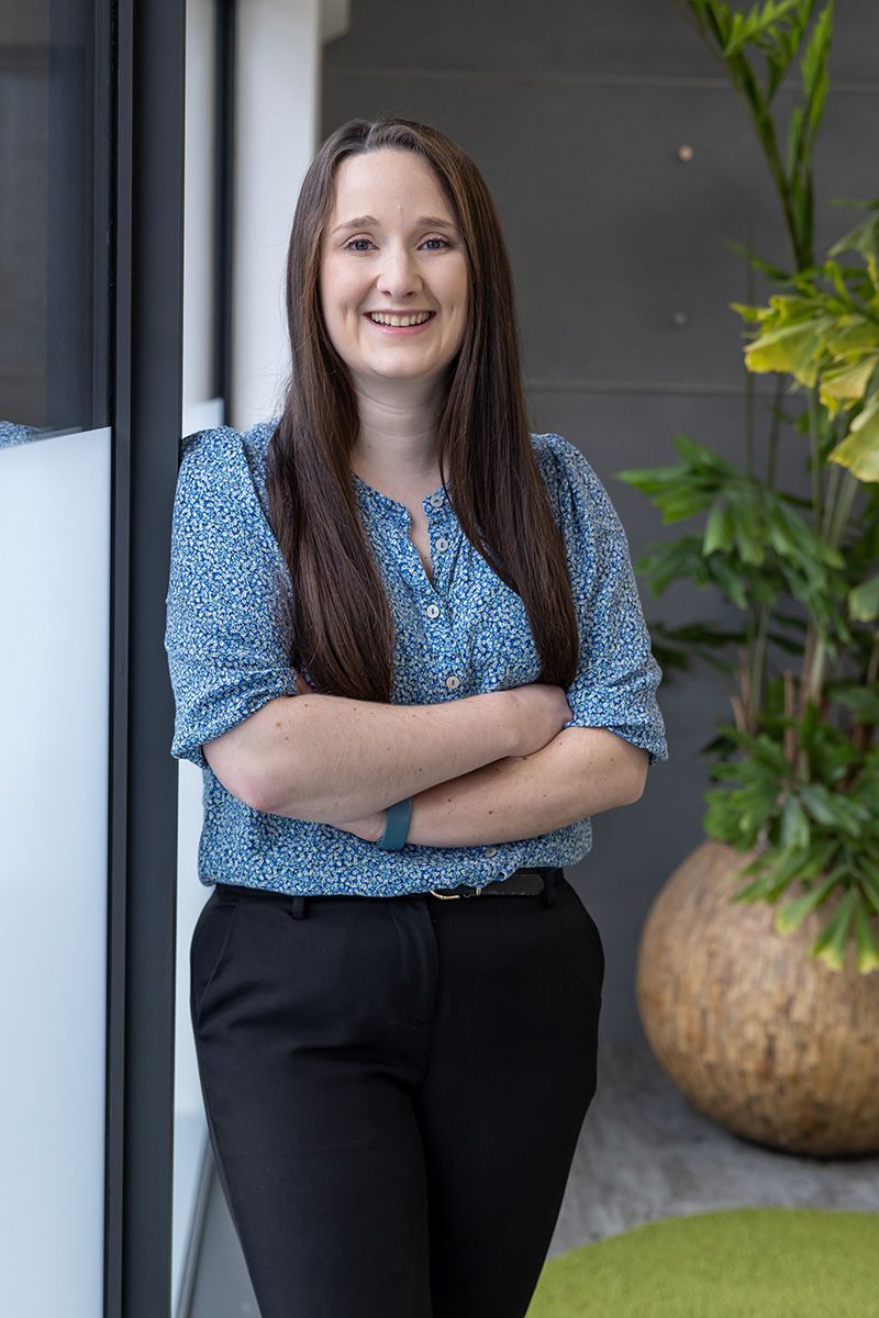 Headshot Photographer Reading, female engineer