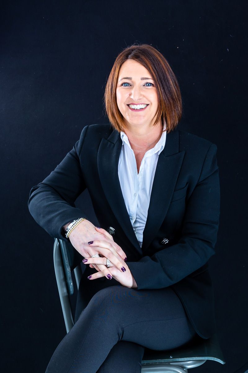 Headshot photographer Berkshire, female marketing consultant