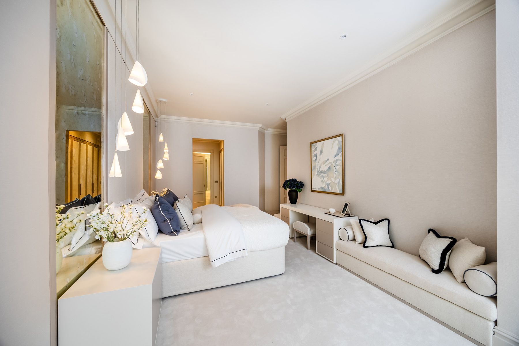 Property Photography Reading, showroom spare room