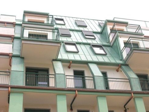 Rivestimento di facciata in alluminio verde aggraffato