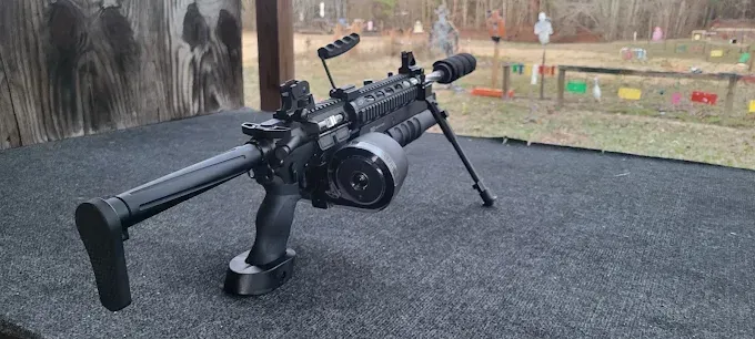 A photo of black gun