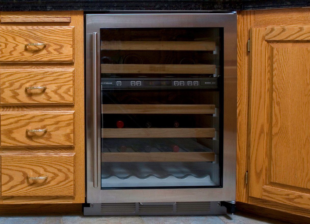 Wine Cooler — Elyria, OH — Expert Appliance Solutions