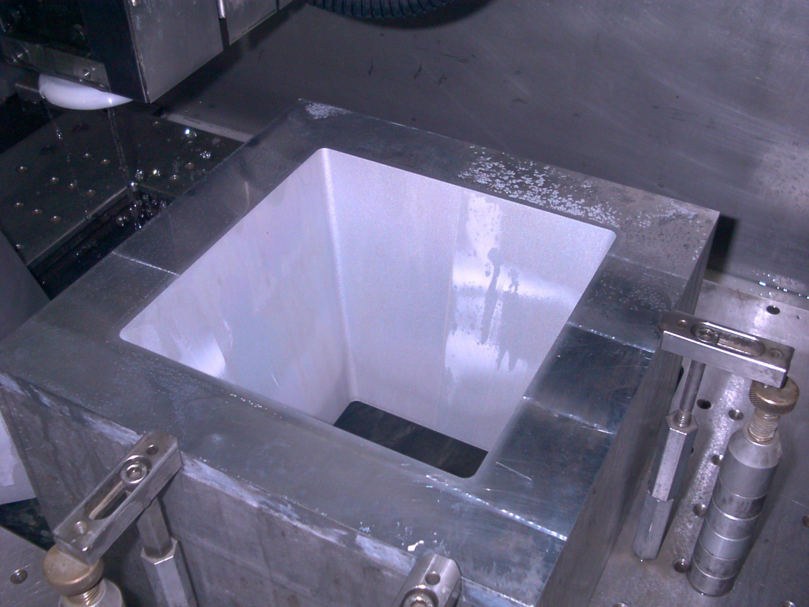 aluminium metal