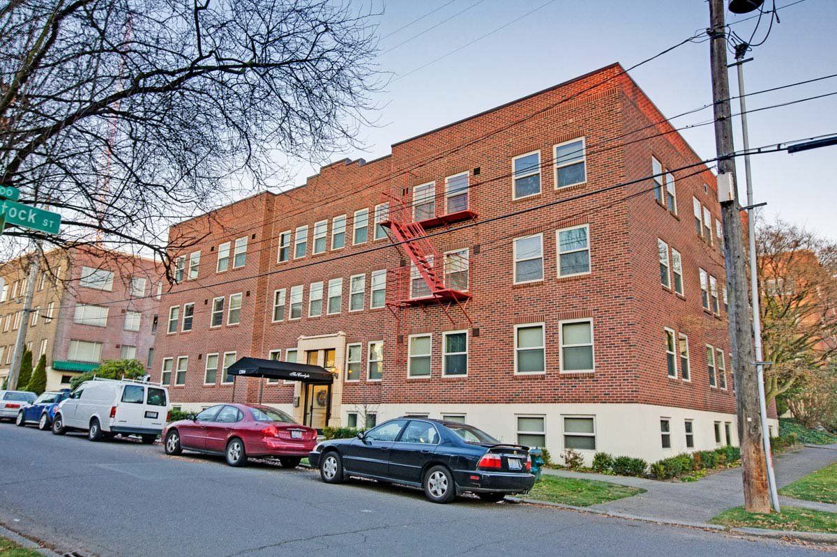 The Carlyle Apartments Building Gallery