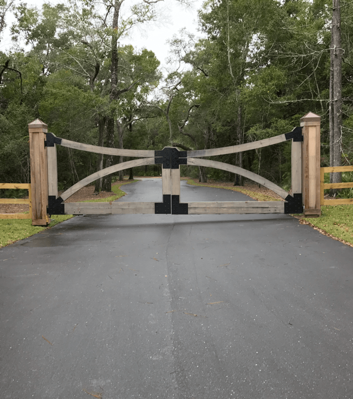 Wood Entrance — Fairhope, AL — Cooper Fence