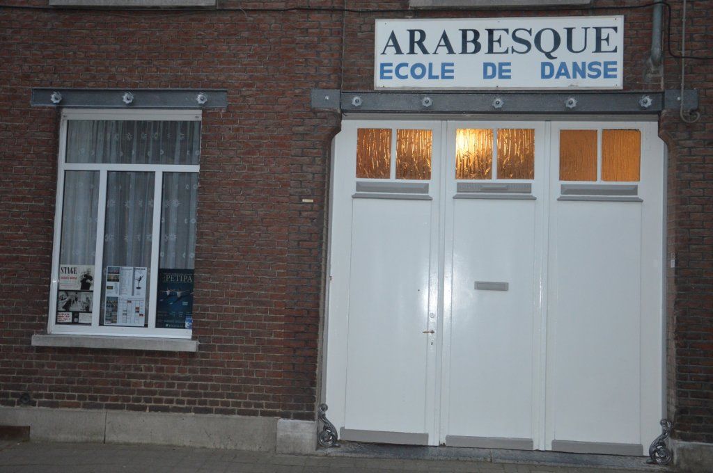 École de danse Arabesque, entrée