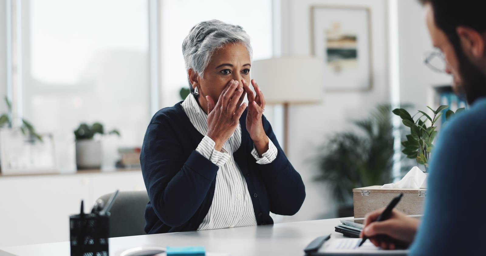 patient-consultation-on-rhinitis-at-hospital