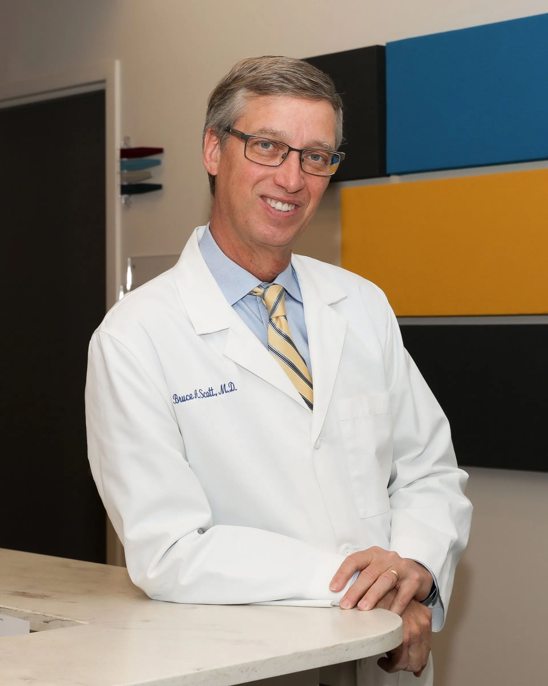 Dr. Bruce Scott | Facial Plastics Surgeon and Otolaryngologist in Louisville, KY | Kentuckiana ENT | ENT Care Centers