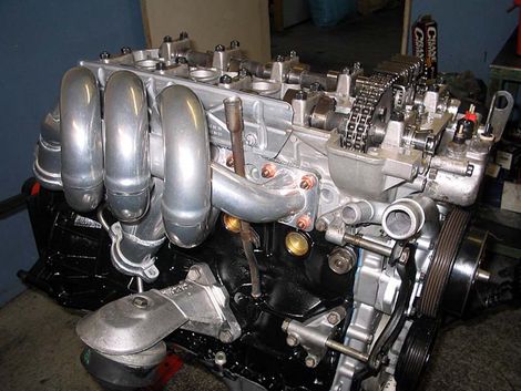 Mercedes Benz 190E 2.5 Ltr COSWORTH 16 valve engine built for track use