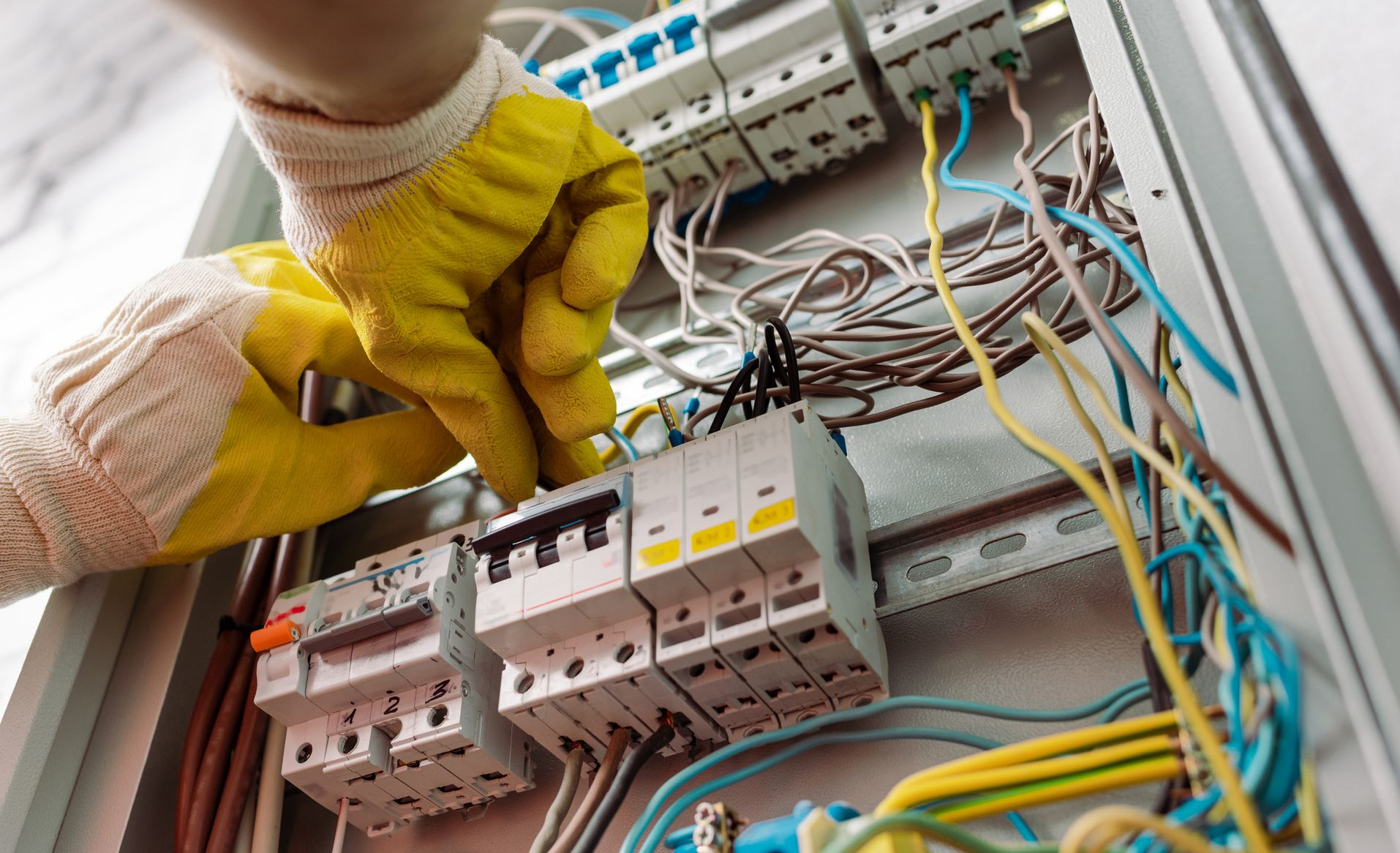 Sähkötyöt yrityksille Vantaa