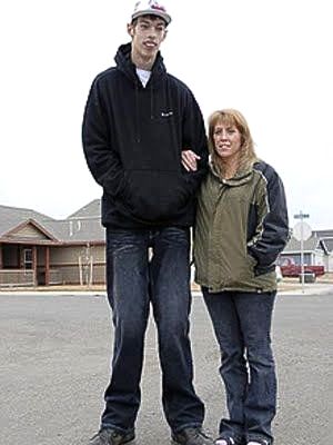 Tallest teenager - Brenden Adams sets world record 