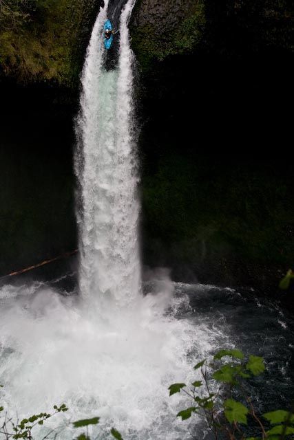 Tallest waterfall kayaked by a women - Christie Glissmeyer sets world record 