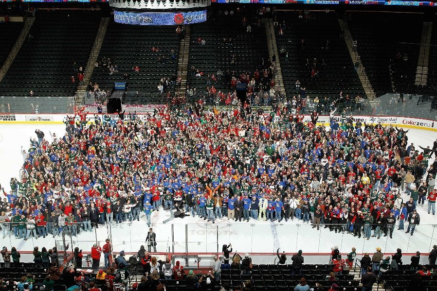 Largest gathering of people with mustaches: Minnesota hockey fans set world record
