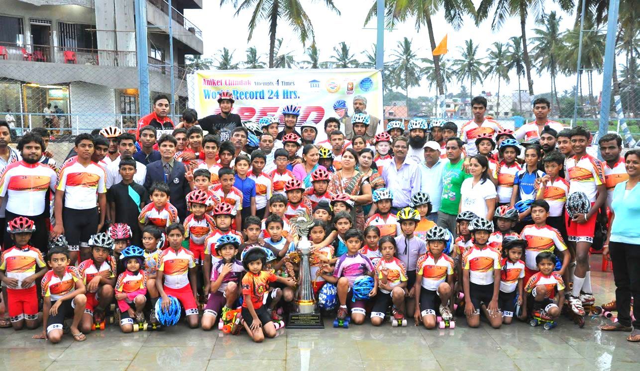 Longest Roller Skating Marathon: Indian skaters set world record (Video)