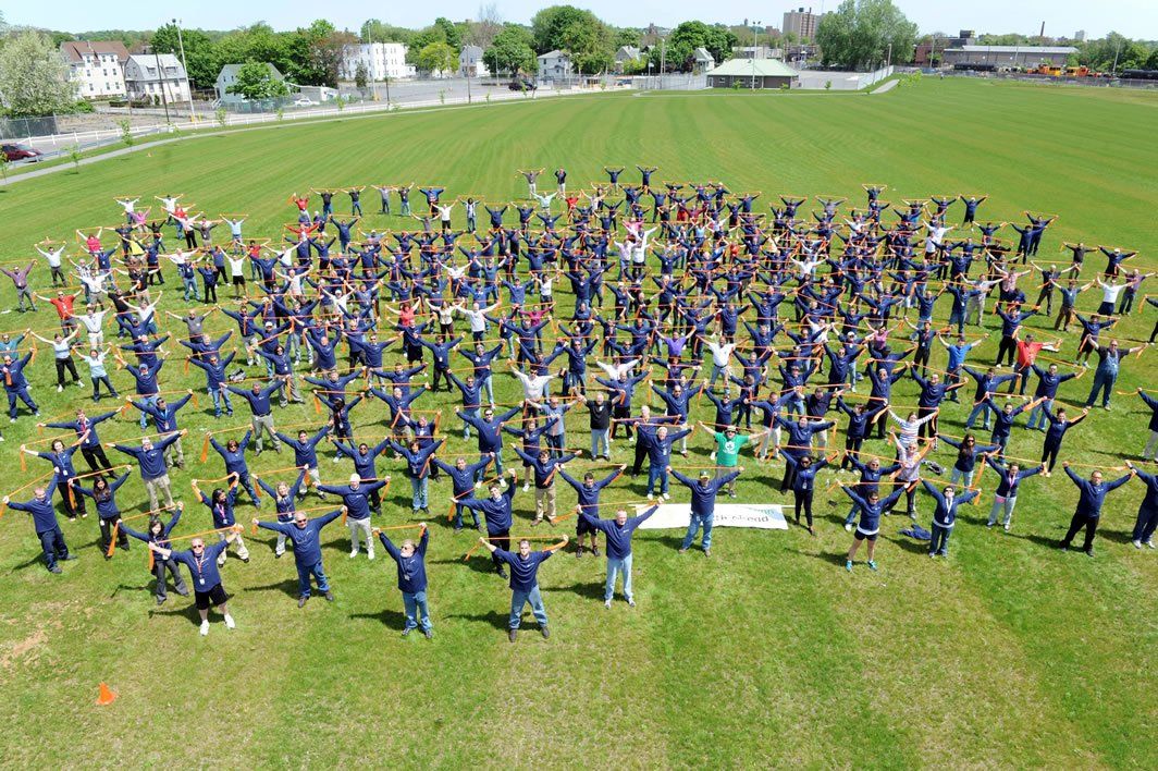 Largest Resistance Band Class: GE employees sets world record (PICS & Video) 