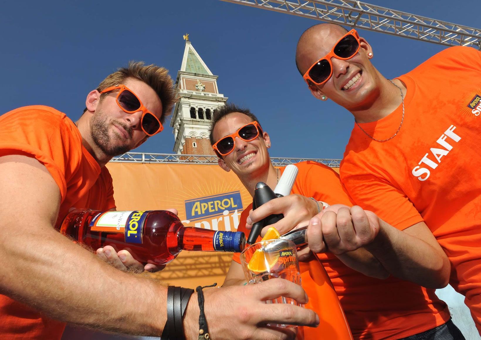  Largest Spritz Celebration: Aperol sets world record (PICS & VIDEO) 