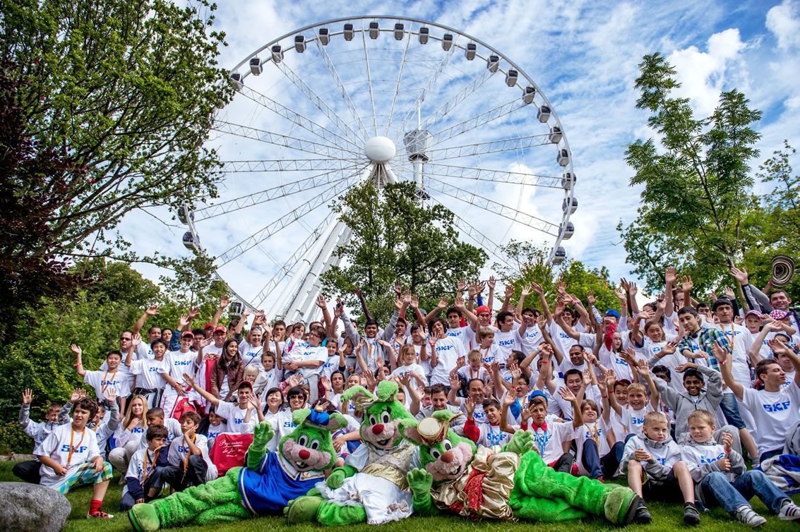 Most nationalities on a theme park ride: Swedish theme park sets world record (PICS & VIDEO) 