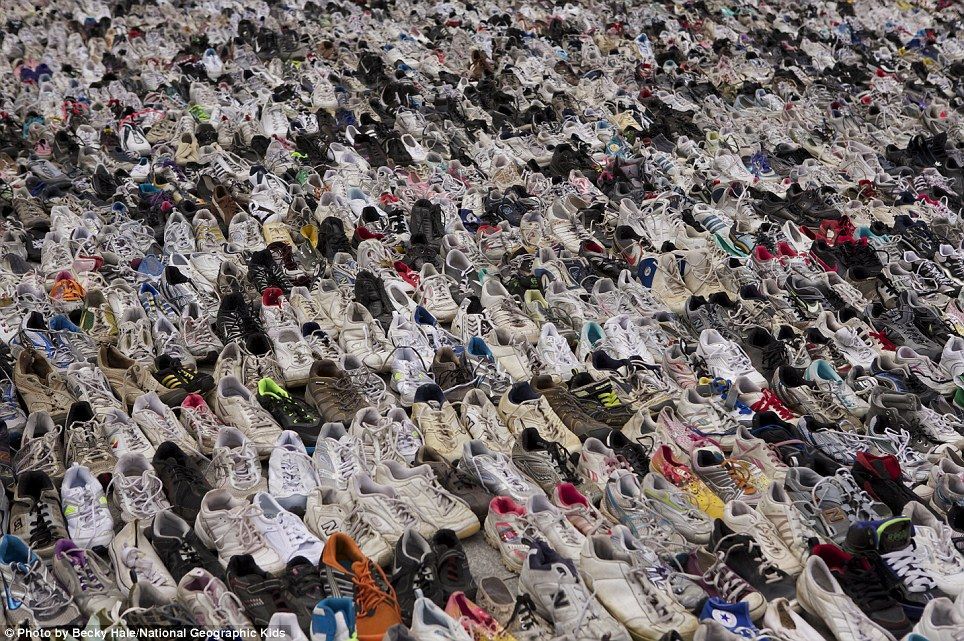  Most shoes collected for recycling: National Geographic Kids broke Guinness world record (VIDEO)
