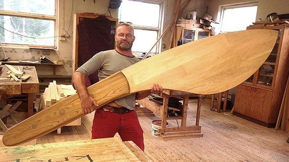  Largest butter knife: Claes Blixt breaks Guinness world record
