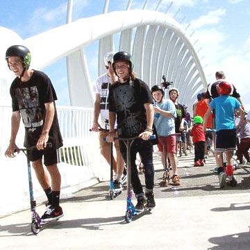 Largest Kick Scooter Parade: New Zealand breaks Guinness World Records' record 