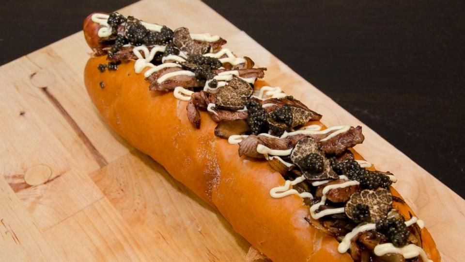  Most expensive hot dog: Tokyo Dogs breaks Guinness World Records' record (VIDEO) 