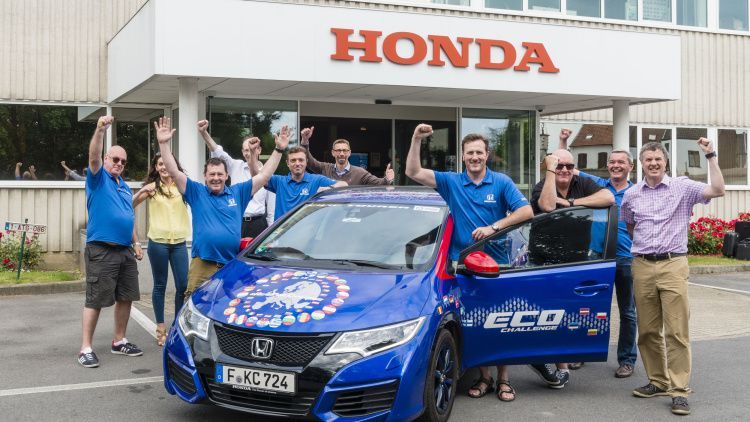 Lowest fuel consumption - all 24 contiguous EU countries: Honda breaks Guinness World Records record (VIDEO)
