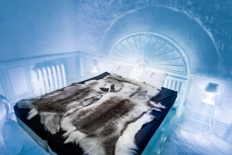 World's first permanent ice hotel: ICEHOTEL sets world record (VIDEO)