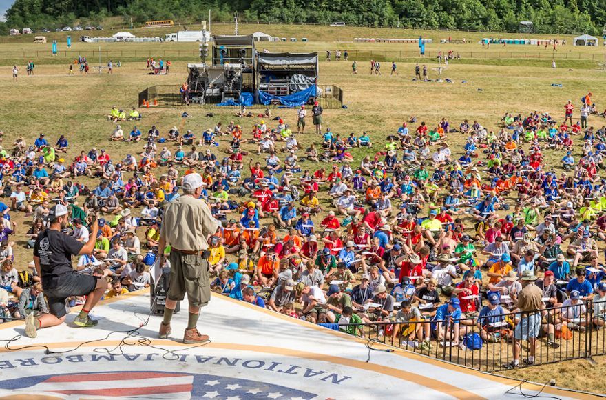 Most dreidles spinning simultaneously: world record broken at the 2017 National Scout Jamboree 