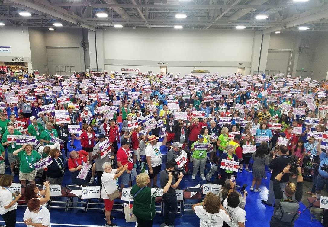 Largest gathering of organ transplant recipients: world record set by OneLegacy