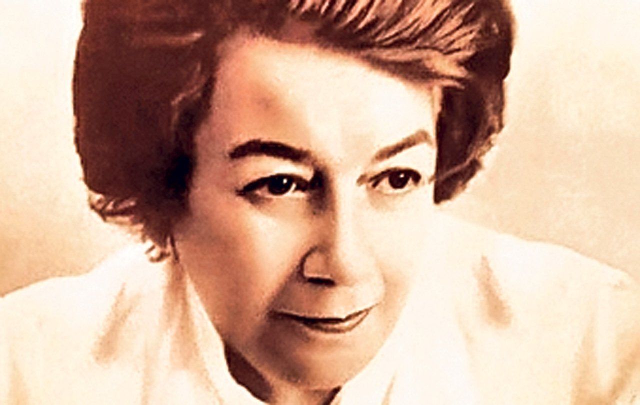 Prof. Dr. Ana Aslan, MD,  became well known internationally for her studies on the effect of procaine on the regulation of the autonomic nervous system, studies that she began in 1949. After a 3-year prospective study, she developed a medicine (Gerovital H3) that she prescribed for the prevention of aging