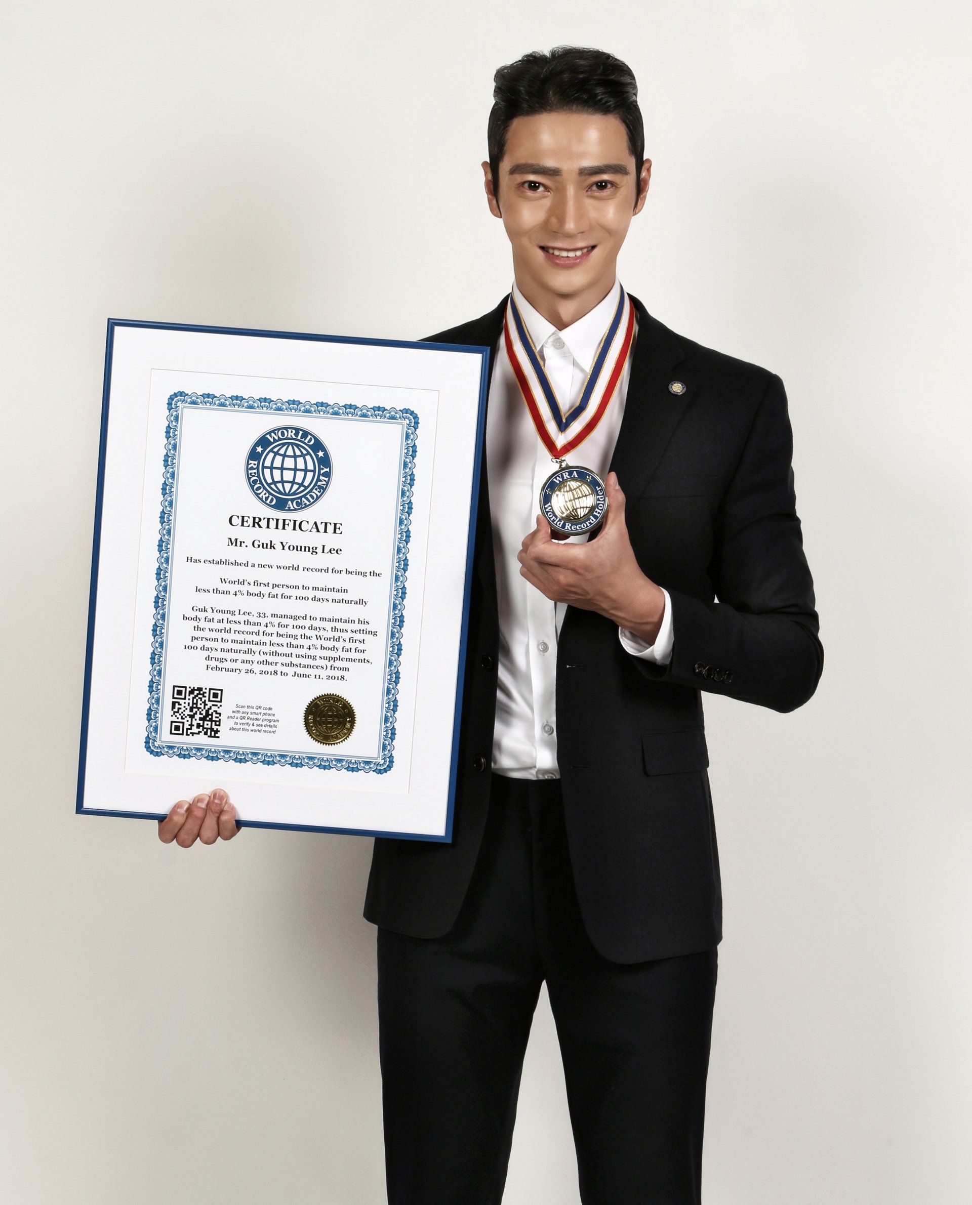 Guk Young Lee, 33,  managed to maintain his body fat at less than 4% for more than 100 days, thus setting the world record for being the World's First person to maintain less than 4% body fat for  100 days naturally (without using supplements, drugs or any other substances), according to the Academy Of World Records.