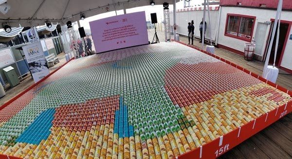 Largest canned food mosaic: DoorDash