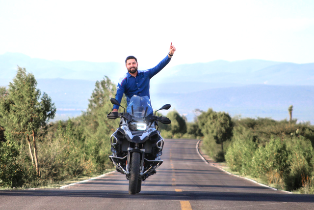 Longest motorcycle ride in the deals world