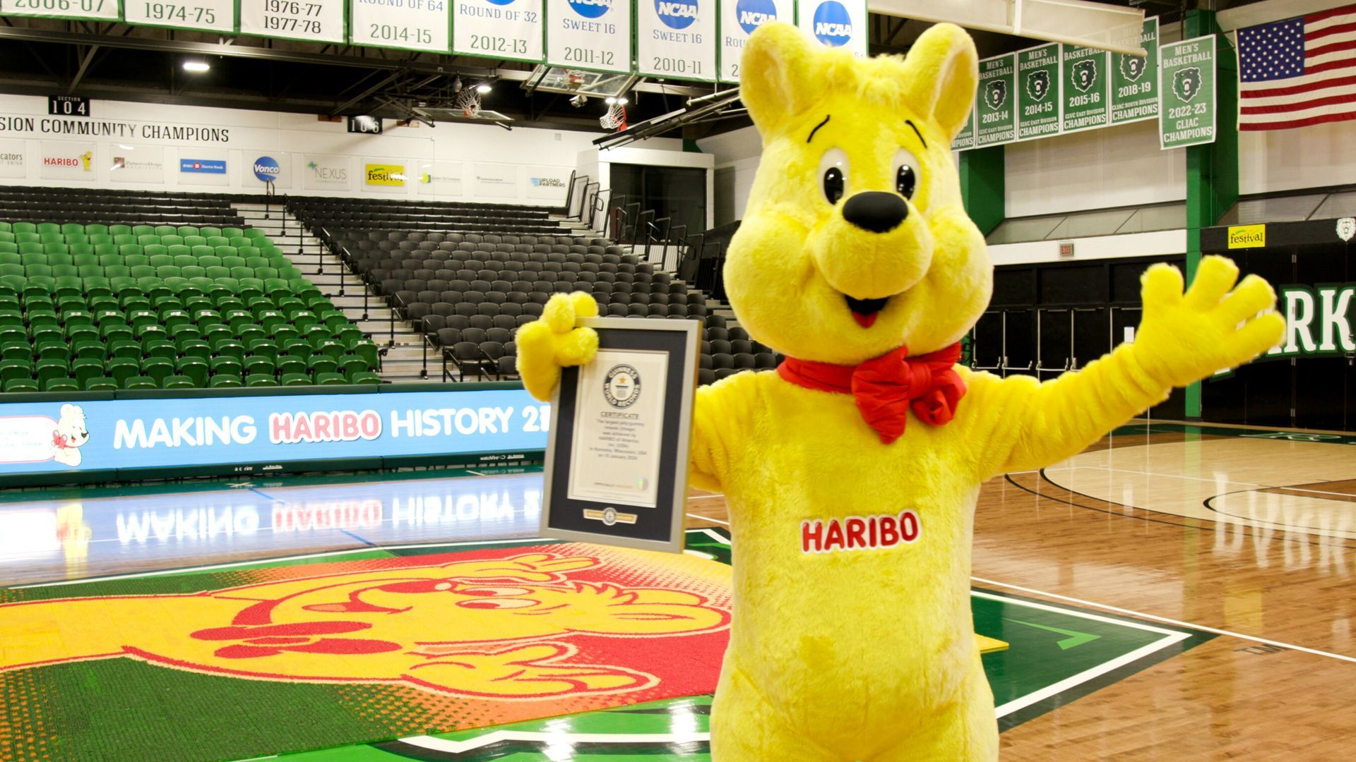 World's Largest Gummy Candy Mosaic, world record in Kenosha, Wisconsin