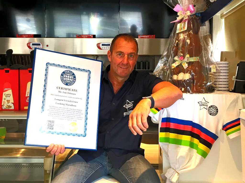 
First cooking marathon video live streamed: Luc Driesen sets world record