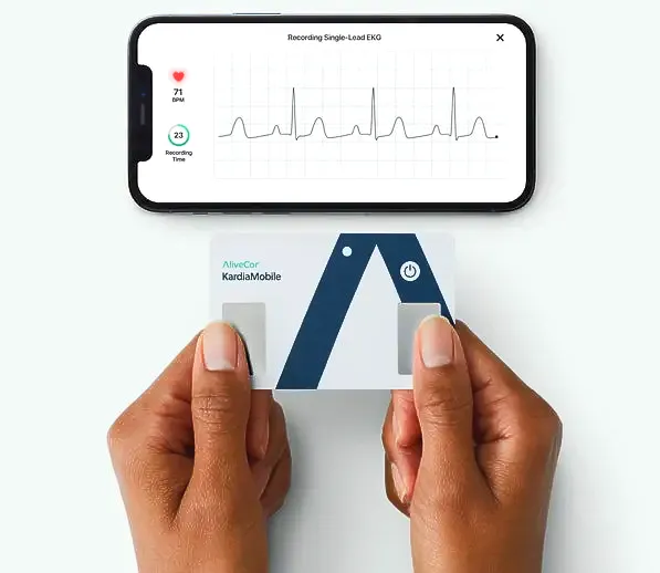 
First Credit-Card-Sized Personal ECG: KardiaMobile Card sets world record