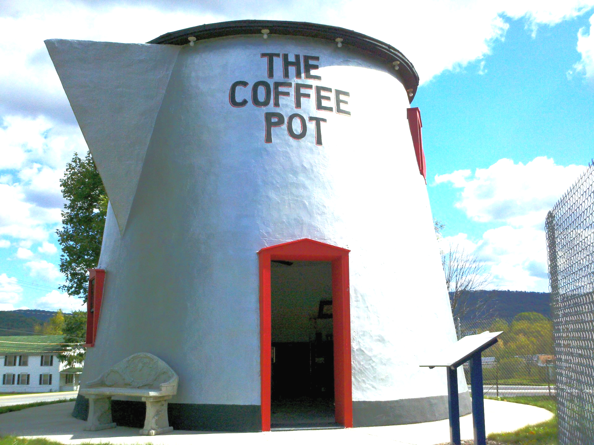 Largest Coffee Pot: The Koontz Coffee Pot in Bedford sets world record