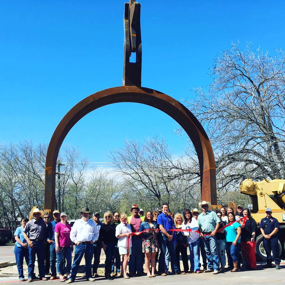 World’s Largest Spur: Lampasas, Texas sets world record