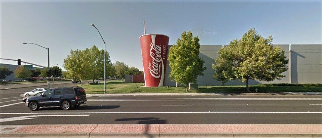World's Largest Coca-Cola Cup Sculpture: world record set in Sacramento, California
