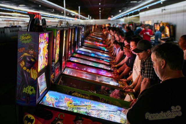 Pinball Hall of Fame - Las Vegas Pinball Museum » Local Adventurer