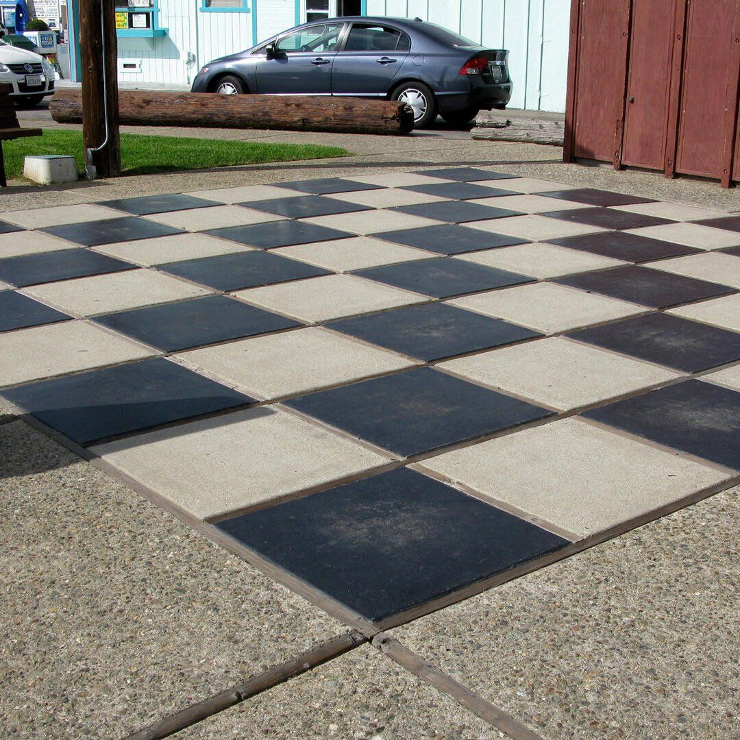 World's Largest Chess Set Publicly Accessible: world record set in Morro Bay, California