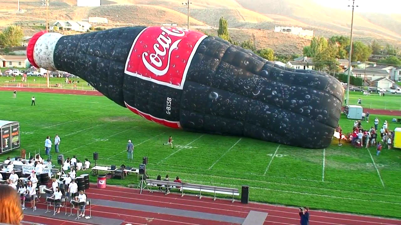 
World’s tallest hot-air balloon: world record set by The Giant of Refreshment