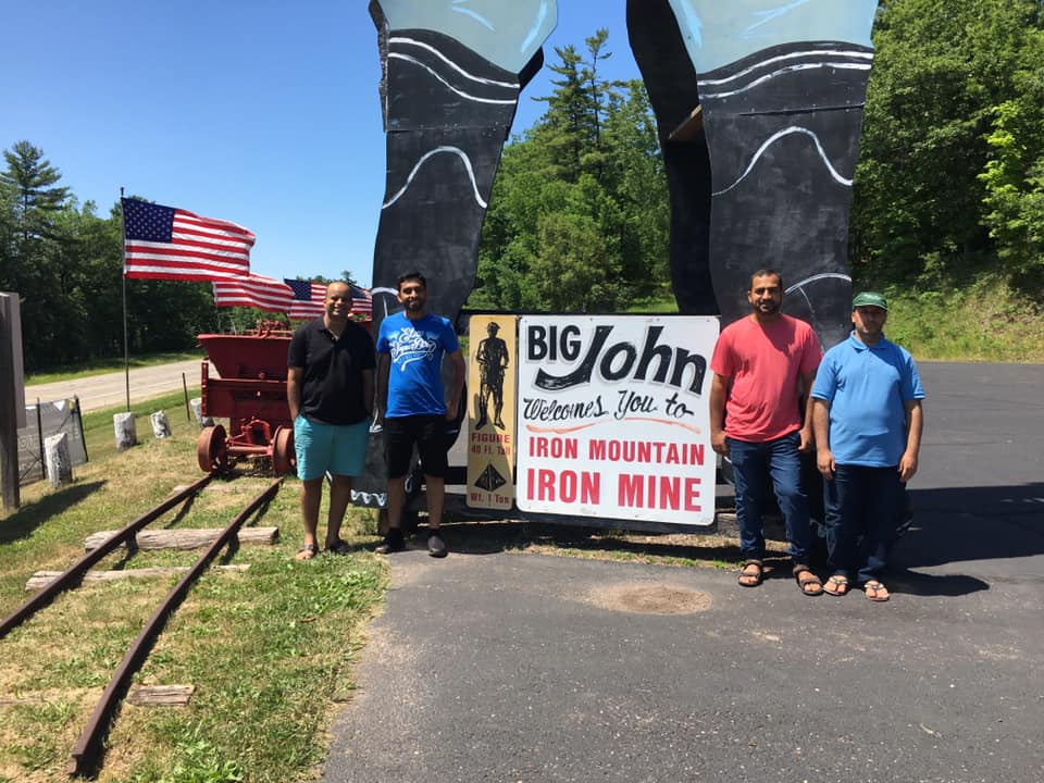 World’s Largest Miner Sign: world record in Iron Mountain, Michigan