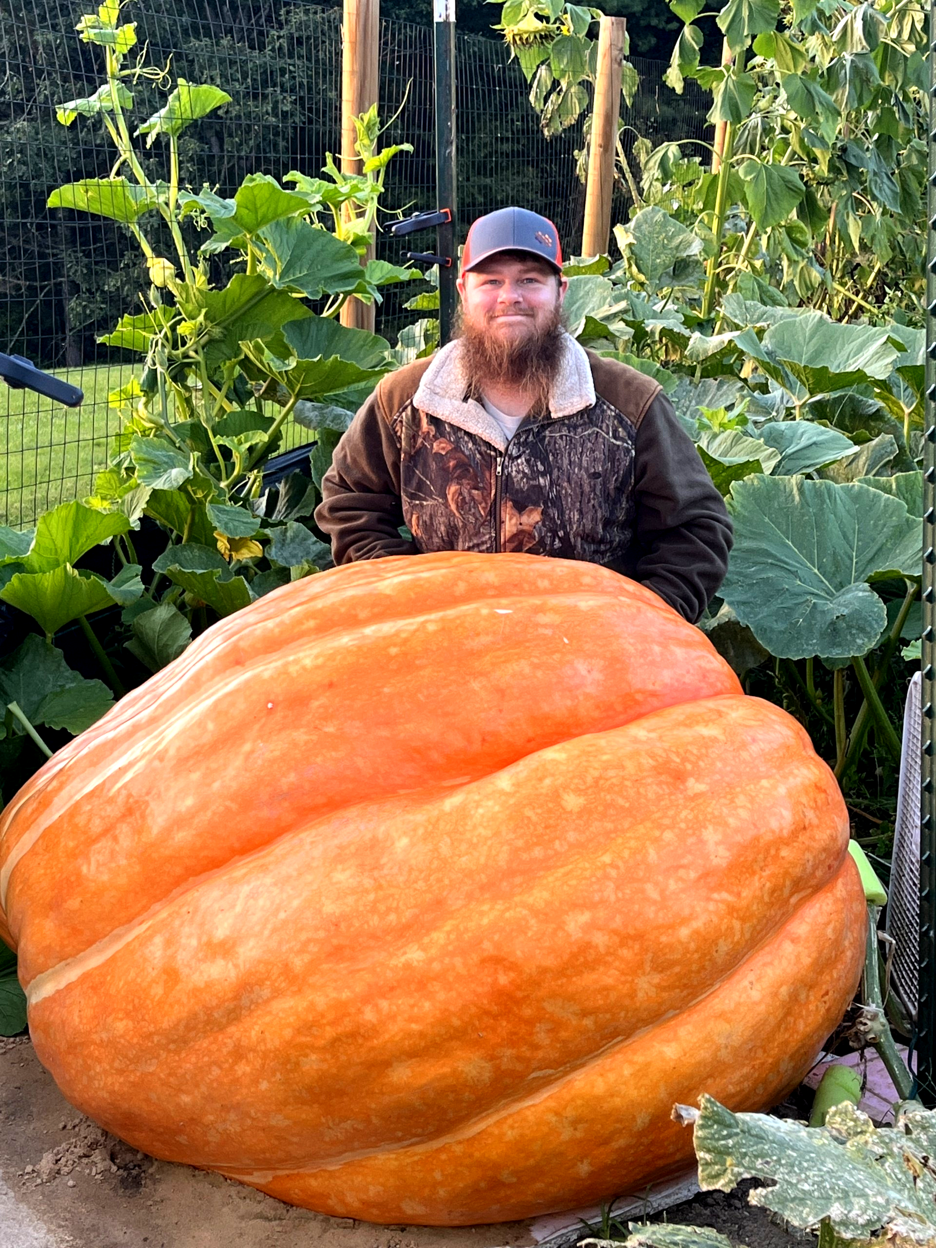 Most varieties of Giant fruits and vegetables grown: world record in Jumping Branch, West Virginia