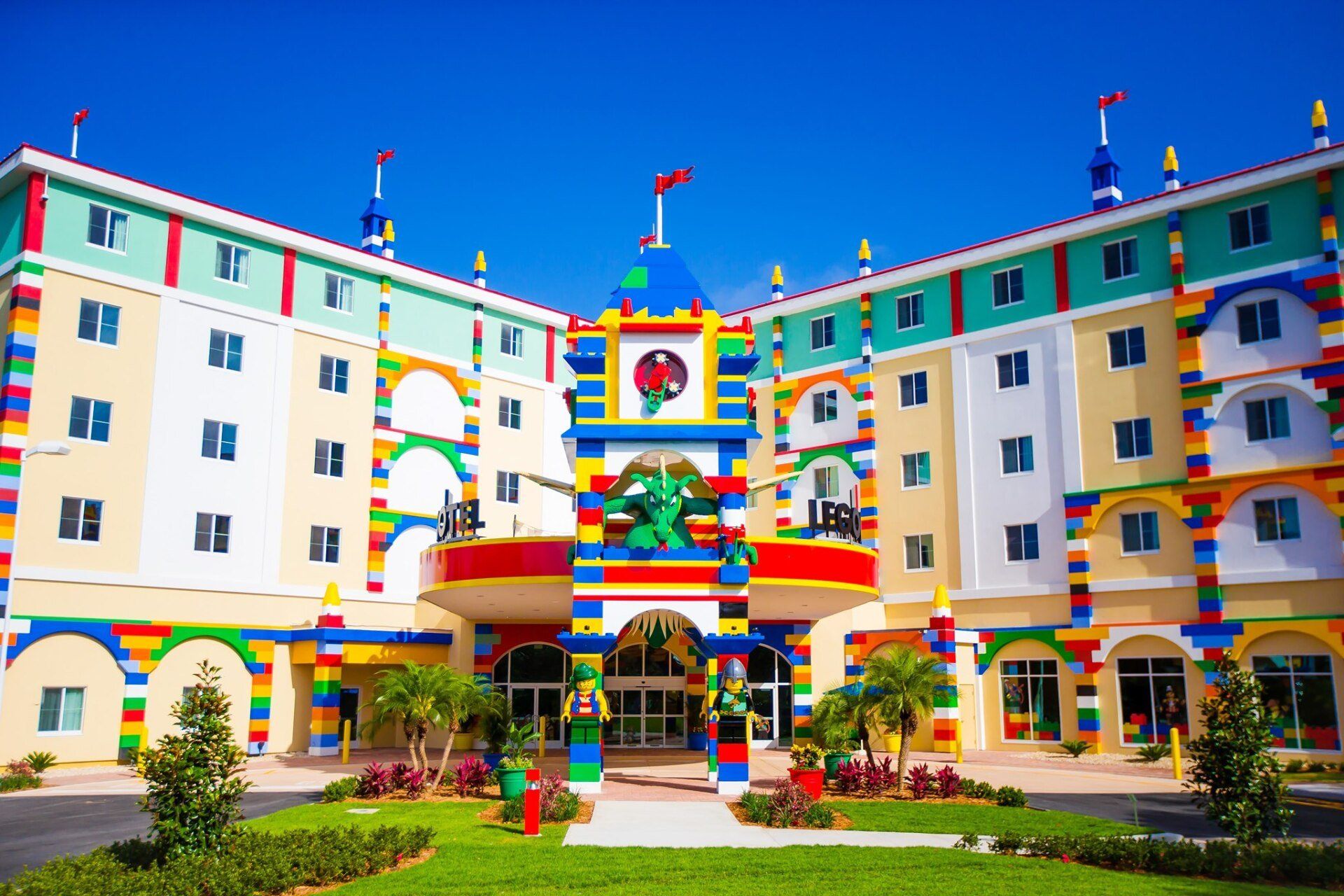 World's Largest Interactive LEGOLAND Park: world record in Winter Haven, Florida