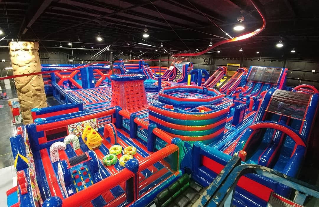 World's Largest Indoor Inflatable Adventure Park: world record in Sarasota, Florida