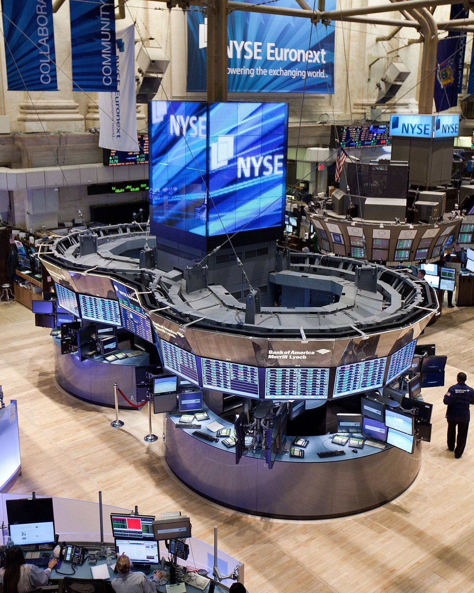 World’s Largest Stock Exchange: The New York Stock Exchange sets world record
