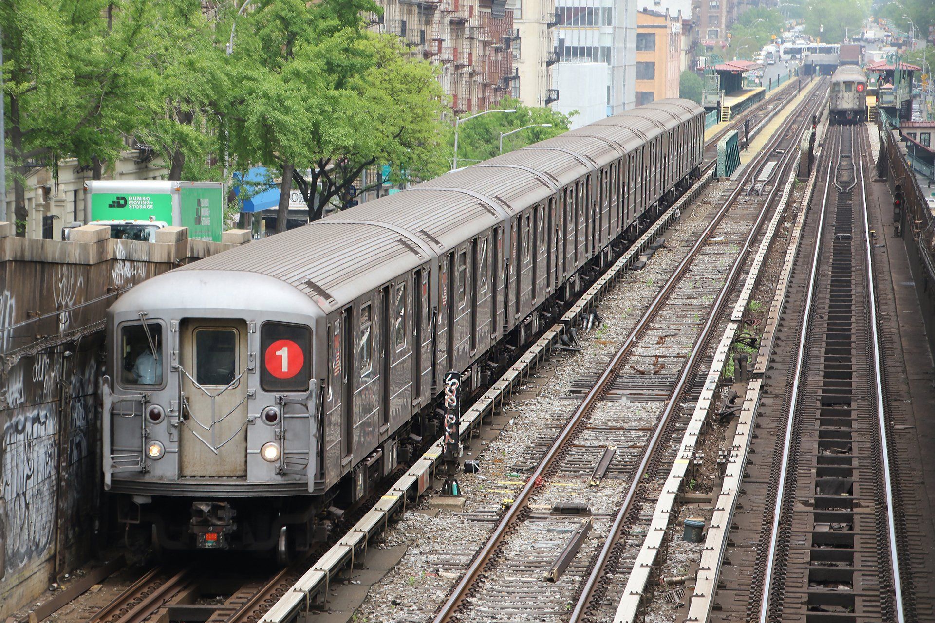 World's largest single rapid transit service provider: The New York City Subway sets world record