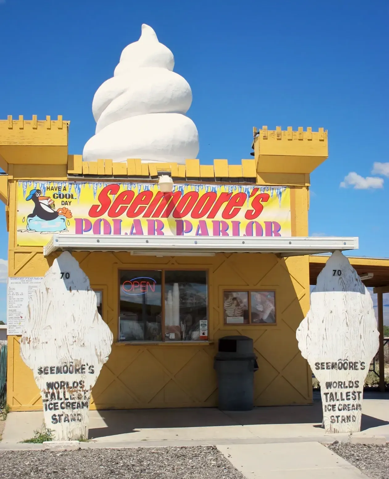 World's Tallest Ice Cream Stand: world record in Pahrump, Nevada